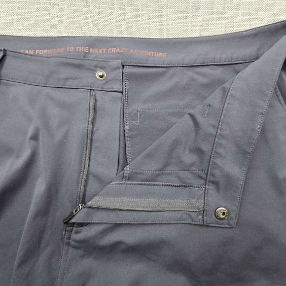 Rhone Shorts Mens 38 Gray Chino Performance 8 Inseam Casual Summer Golf - Picture 6 of 9